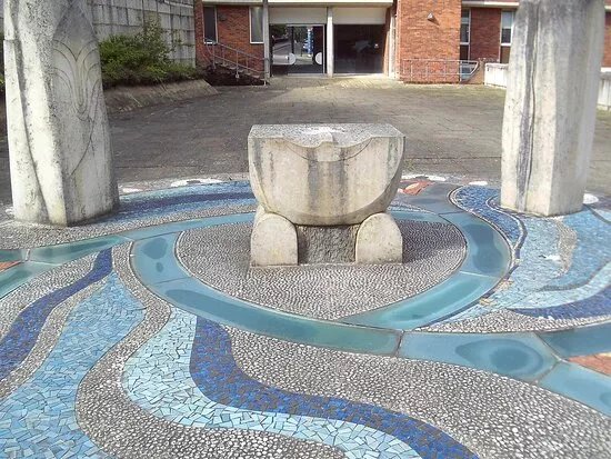 The Hampshire Jubilee Sculpture