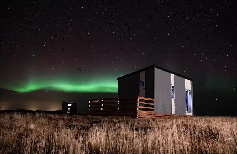 Afternoon cottages near Hella, Hekla & Landmannalaugar