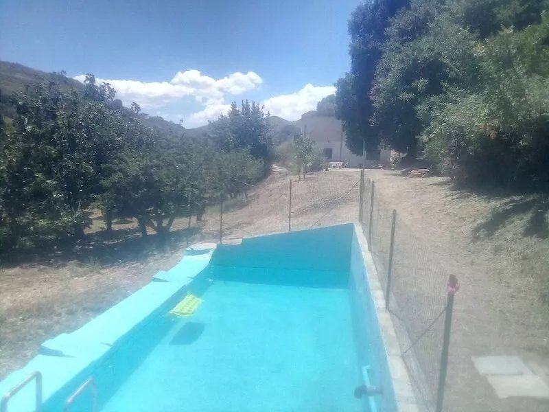 Exclusive, large house, large countryside and (tub)swimming pool