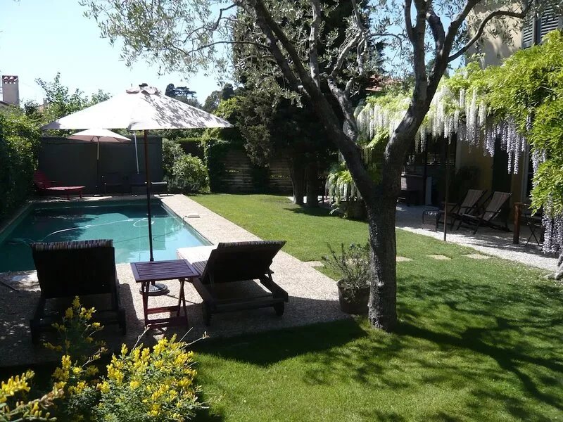 Charming house with pool and garden in Cap d'Antibes