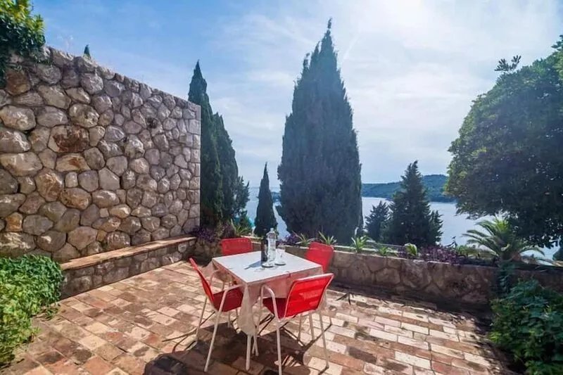 Apartment Charming Arena - One Bedroom Apartment with Terrace and Sea View