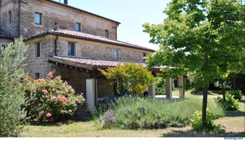 Stone Farmhouse in Moie