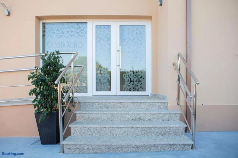 Apartamentos Costa Xuno