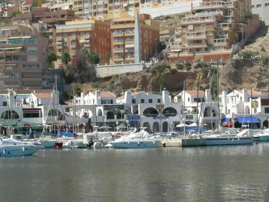 Puerto Deportivo Aguadulce