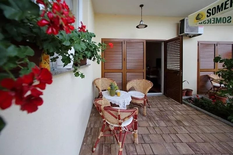 One bedroom apartment with terrace Sukošan, Zadar (A-16641-c)