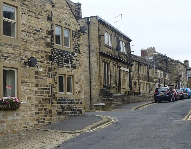 Modern cottage - 1 mins walk from village centre and surrounding countryside