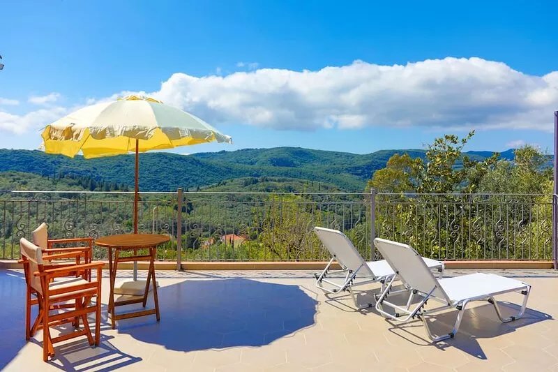 Archontiko Aliki: Authentic Corfu village life. WiFi. A/C
