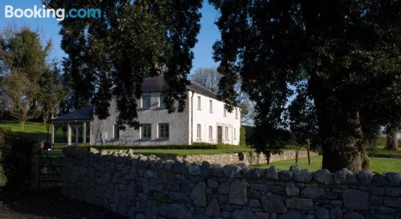 Crossdrum Lodge