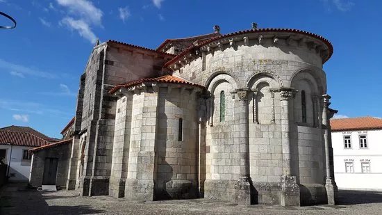 Igreja de Sao Pedro de Rates