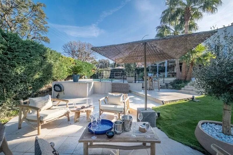 Villa a 3 km de Saint-tropez Avec Piscine Chauffée