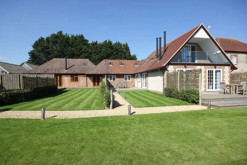 The Barn At Flintstone Cottages Near Chichester Goodwood Sleeps 4/6