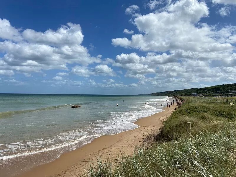 New villa in the heart of the landing beaches