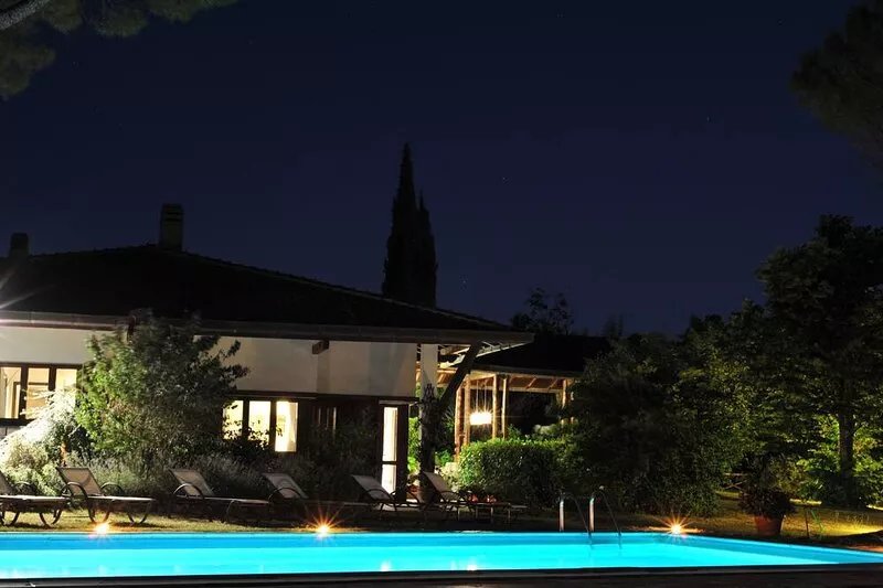 Charming villa with beautiful park and private pool at the gates of Chianti