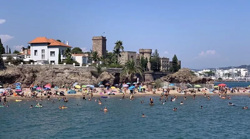 Cannes Mandelieu, new 2 bed luxury apt in the heart of the Cote d'Azur