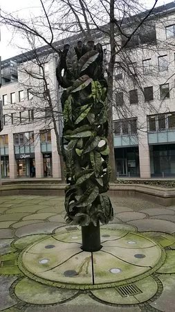 Emil Cimiotti, Blatterbrunnen Stele