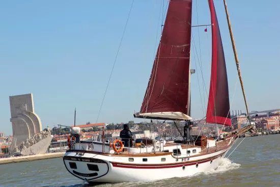 Furanai Sailboat Tours