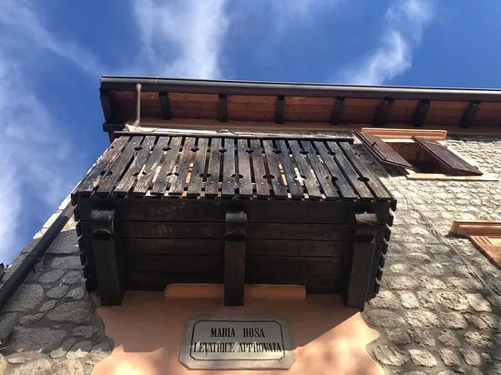 La Casa Della Levatrice
