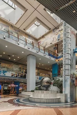 Centro Comercial El Bulevar