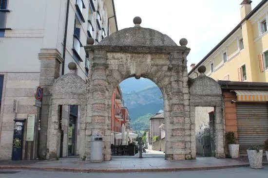 Arco dei Tre Portoni