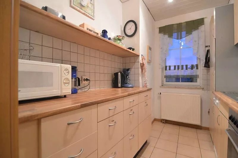 A holiday home for six people with two bathrooms. You will enjoy sole occupancy.