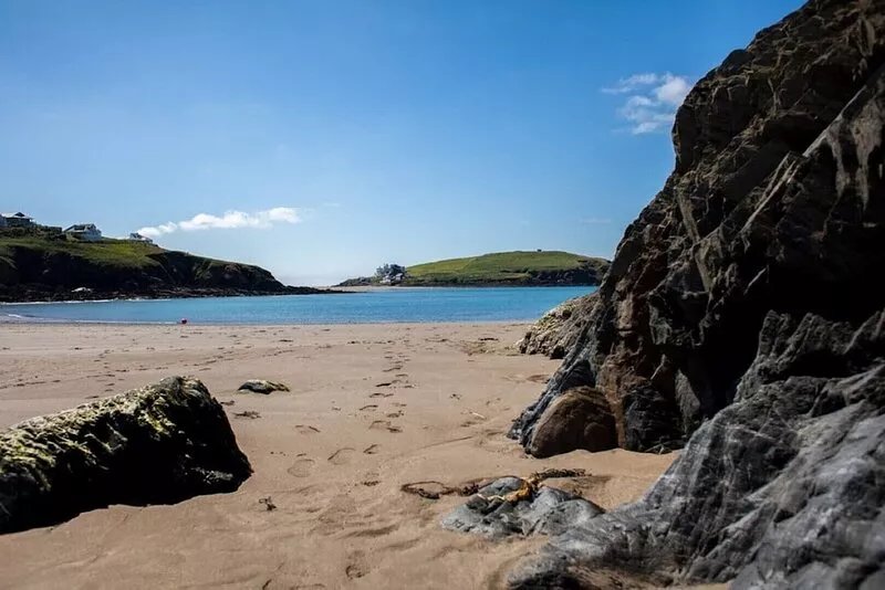 Burgh Island / Bigbury on Sea Views / Beach 100 m: Cosy Old Coastguard's