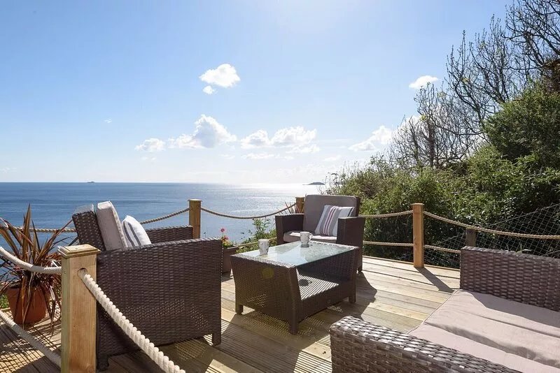 Great retreat for two with superb sea views.