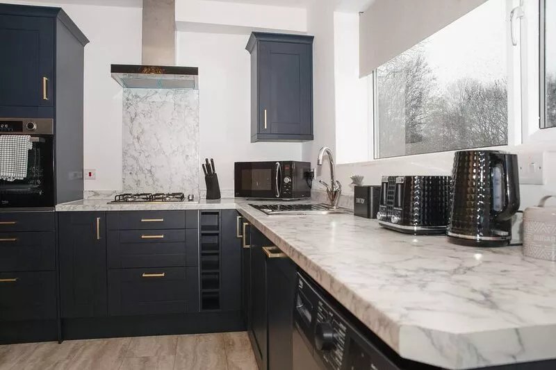 K Suites - Modern 2 bedroom Apartment for 6 pax w/ free parking