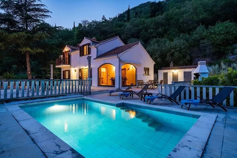 Villa Niko - Three bedroom villa with swimming pool