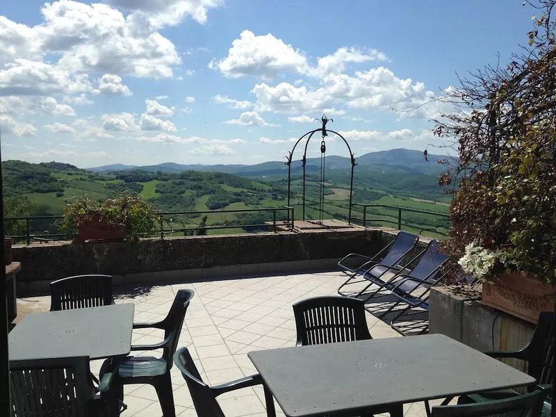 Ancient and nobleman holiday house in Tuscany with private swimming pool