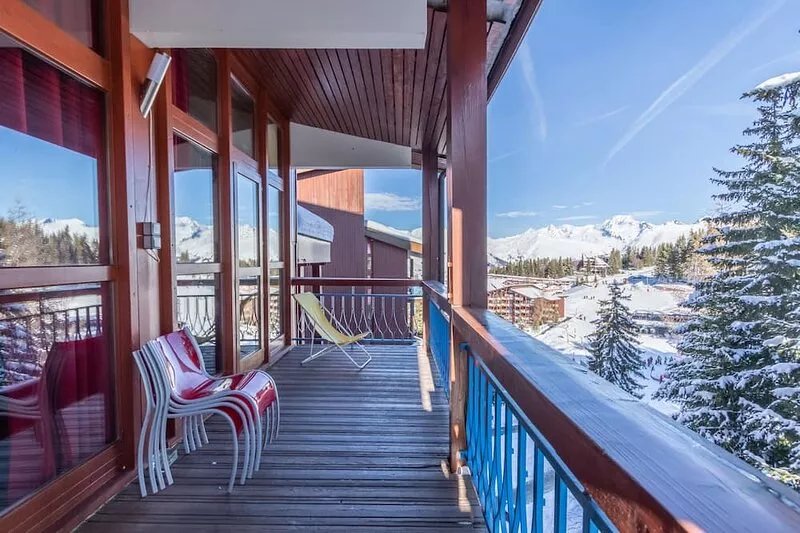 Large apartment on the snow front with beautiful Mont Blanc view at ARC 1800