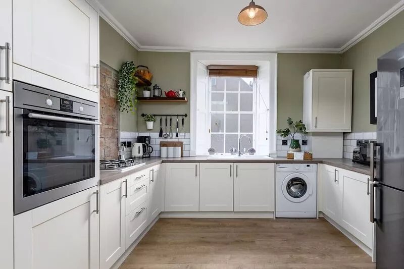 3 Allan Park · The Stirling Townhouse