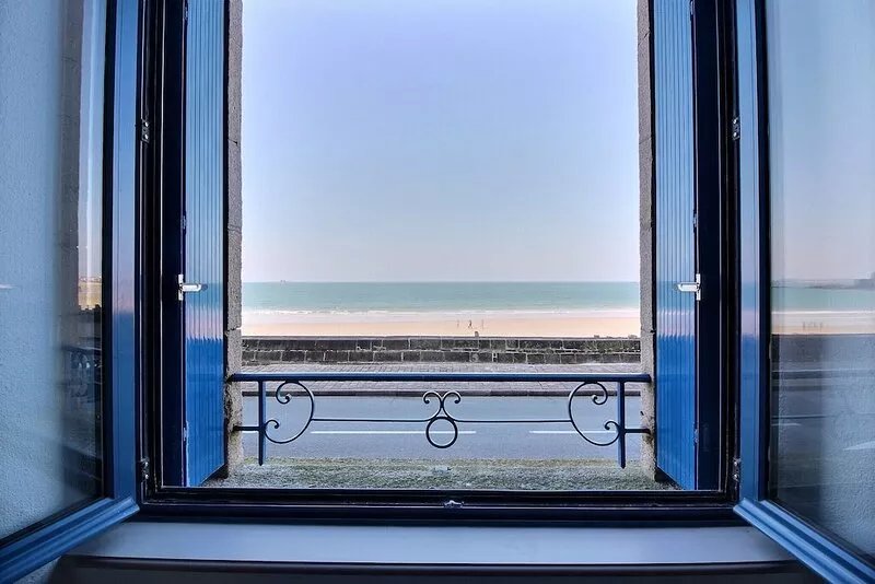 Saint  Malo fully renovated flat - amazing sea view