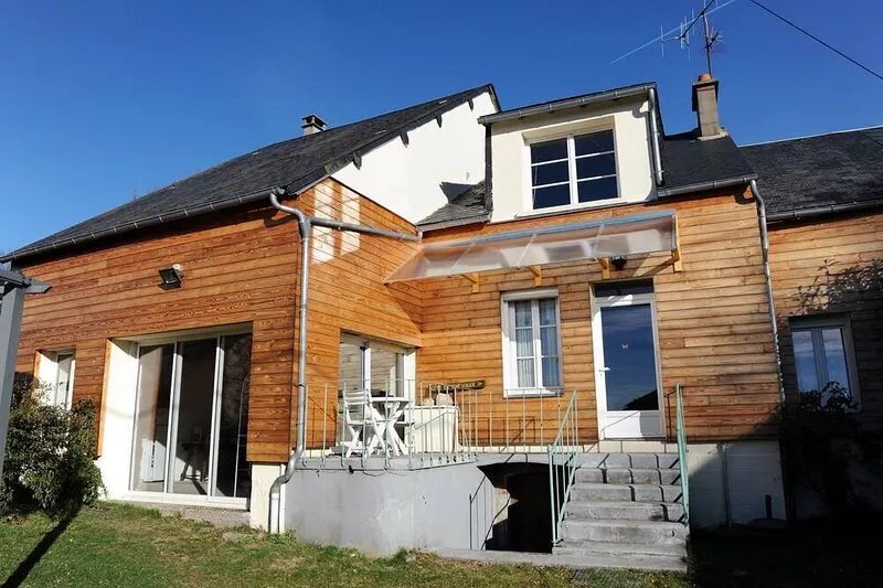 Small detached house in the heart of the Morvan