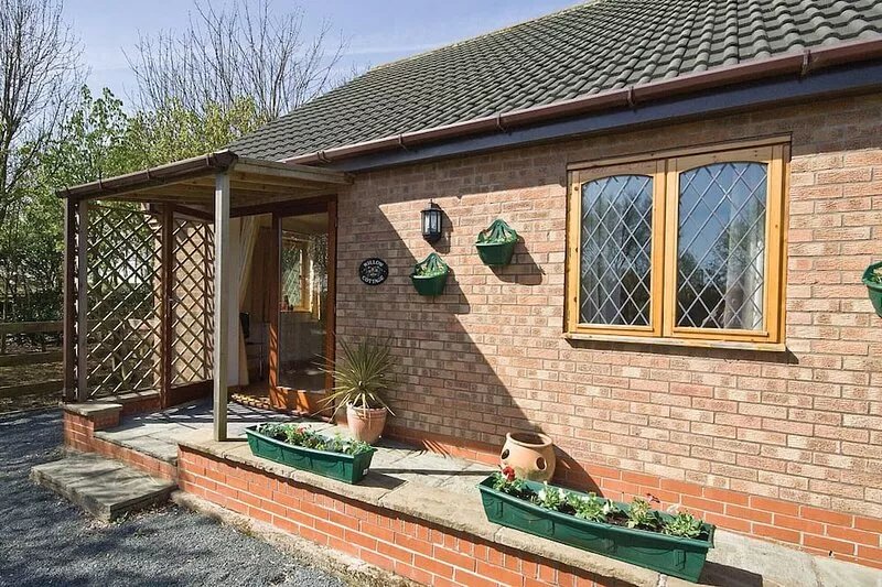 Willow Cottage - E4778