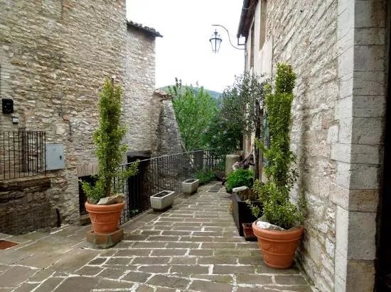 Castello di Pierosara