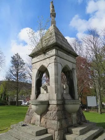 Memorial Drinking Fountain