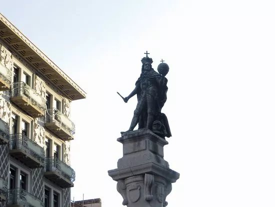 Monumento dedicato all'Imperatore Leopoldo I
