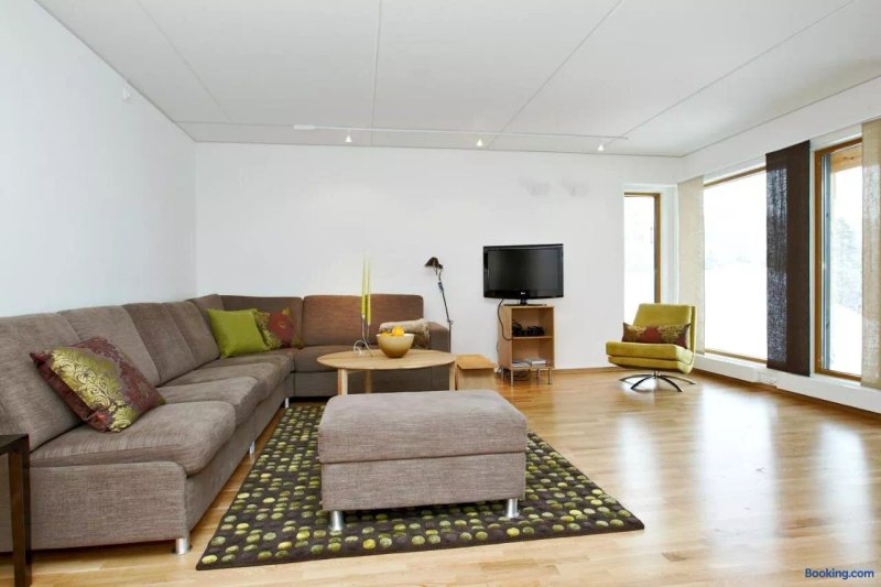 Kongsberg Booking