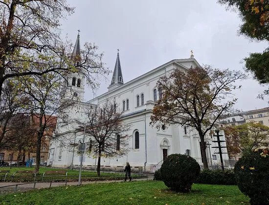 Pfarre Zum Gottlichen Wort, Pfarrkirche St. Johann