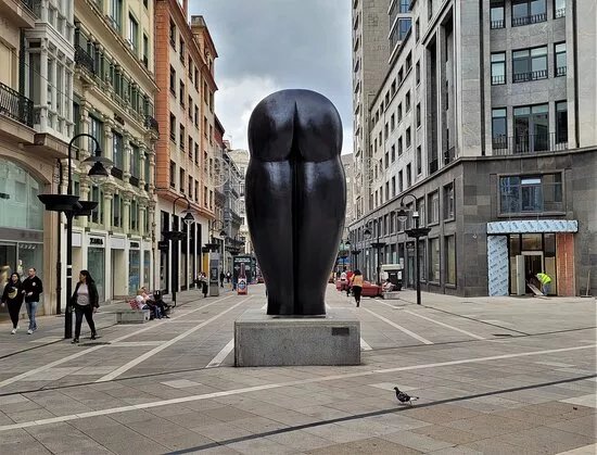 Escultura Culis Monumentalibus