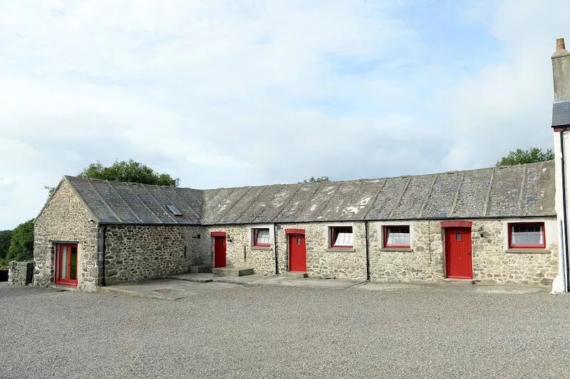 Spacious, Quality, Pet Friendly Barn Conversion. In lovely rural setting.