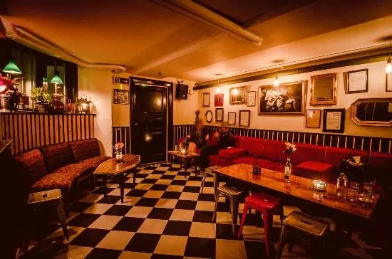 The Barking Dog