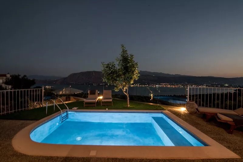 Istros Villa I, Amazing Sea Views of the infinite blue, Close to the beach
