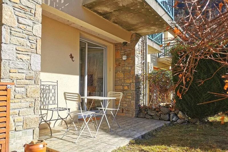 T2 Avec Jardin à Pied des Thermes