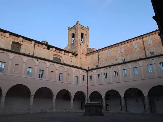 La Torre del Passero Solitario