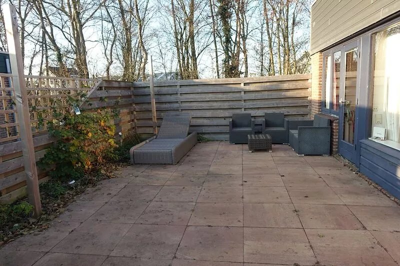 Lovely vacation home with spacious terrace, close to beach and places of