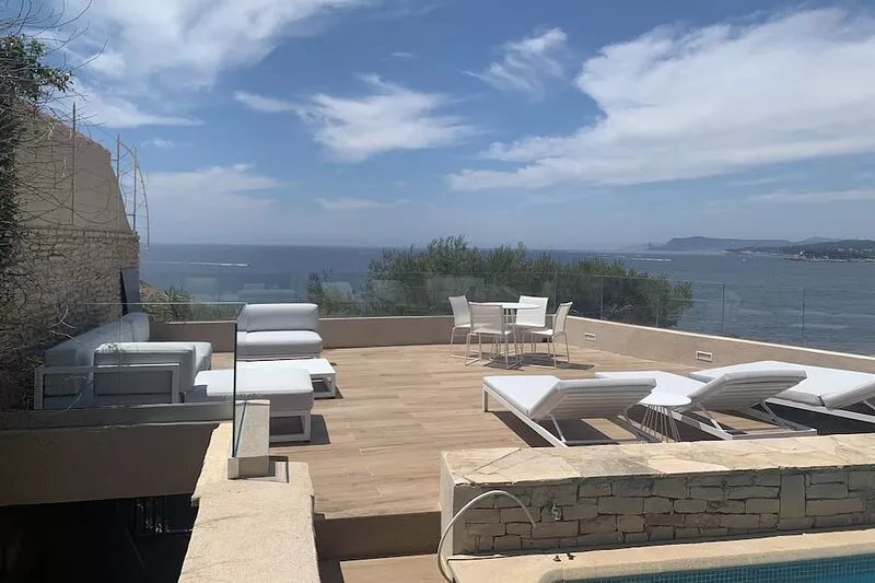 Mas provençal- 180° sea view with swimming pool