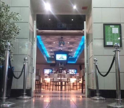 Bar B