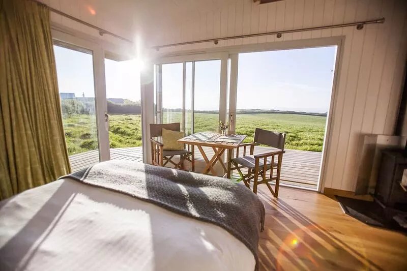 Luxury Cabin for two with panoramic views of the North Cornwall coast.