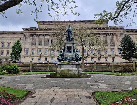 Memorial to William Ewart Gladstone